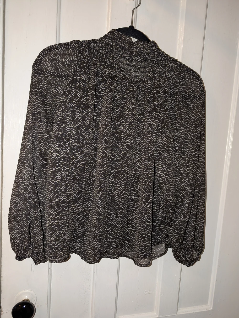 LOFT XS Black Beige Smocked Mock Neck Sheer Blouse Puff Sleeve Work Top